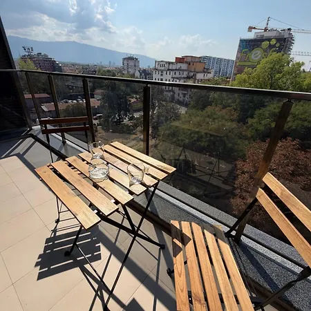 Zurich Spacious 2bdr W Paid Parking, Workdesk And Wifi דירה
