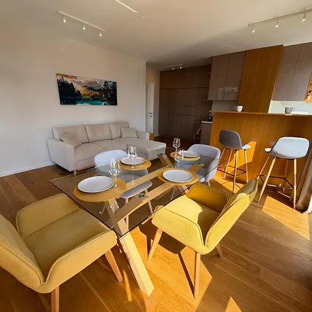 דירה Zurich Spacious 2bdr W Paid Parking, Workdesk And Wifi סופיה