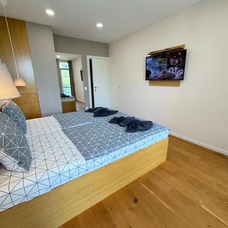 Zurich Spacious 2bdr W Paid Parking, Workdesk And Wifi סופיה