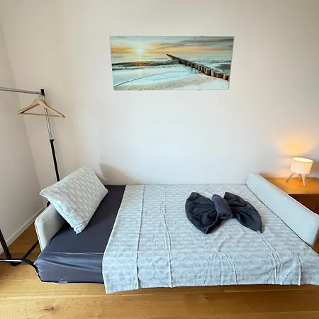 Zurich Spacious 2bdr W Paid Parking, Workdesk And Wifi * סופיה